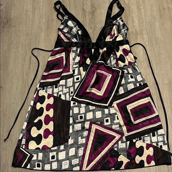 Geometric Patterned Dress with Black and Purple Accents - Picture 1 of 2